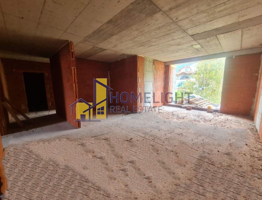 Продава се Тристаен апартамент в София, Бояна - 105 кв.м за 2372 €/кв.м - Снимка #1