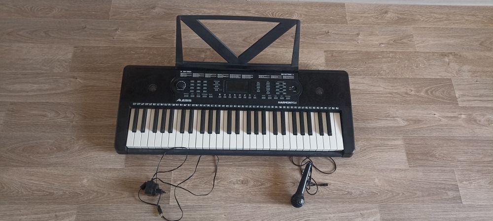 Продается музикалный инструмент