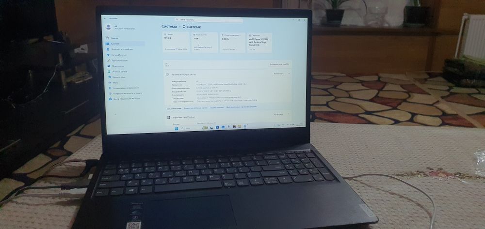 Продаётся  ноутбук