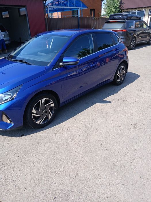 Продам I 20. Цена 6.8мил