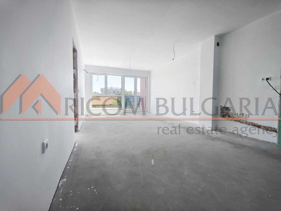 3-стаен в Варна-Бриз площ 93