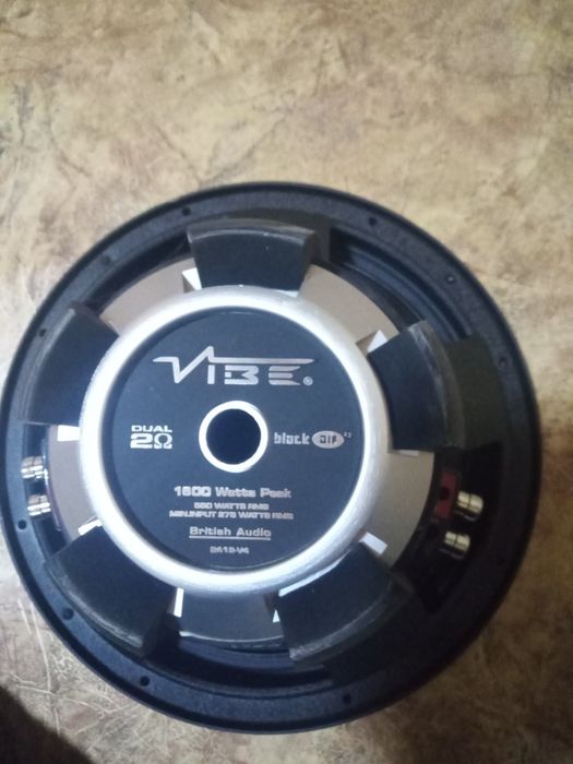 Динамик сабвуфер