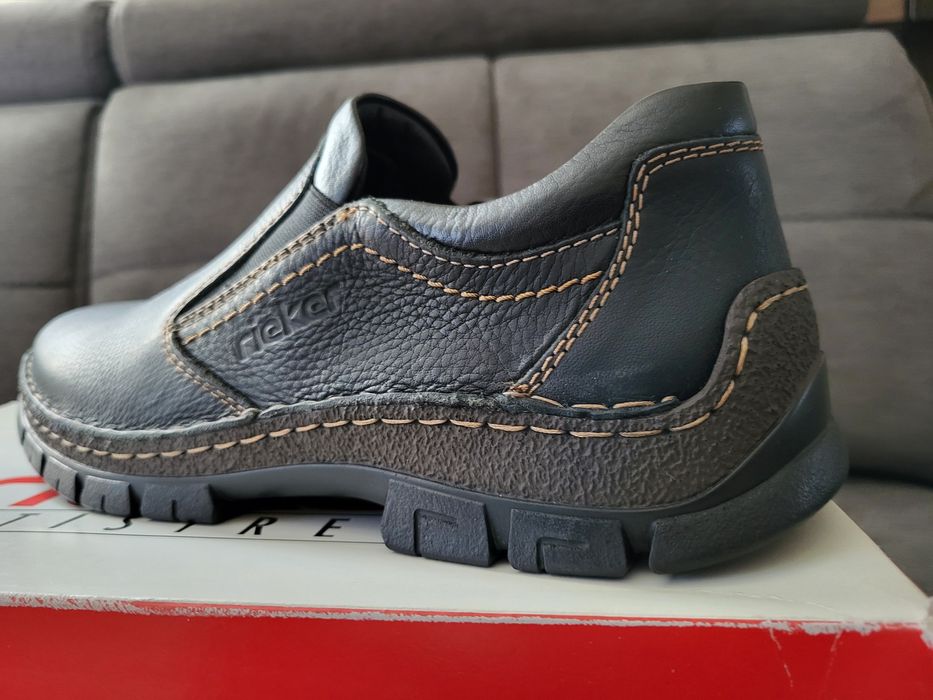 Продам мужские туфли