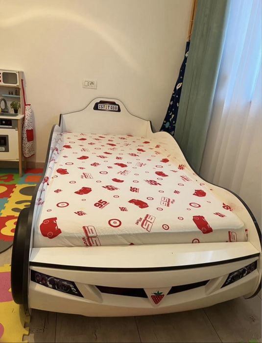 Pat copii masinuta