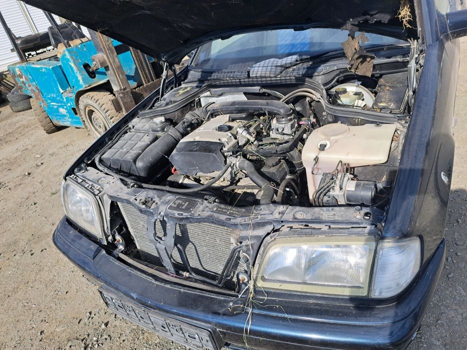 Мерцедес С 200 на части !