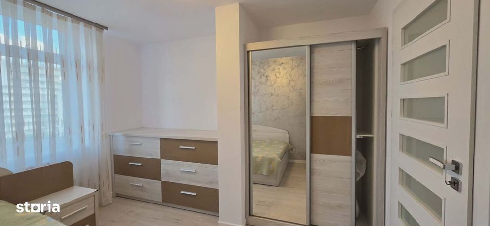 Apartament 3 camere de vânzare, cart. Prima Sova