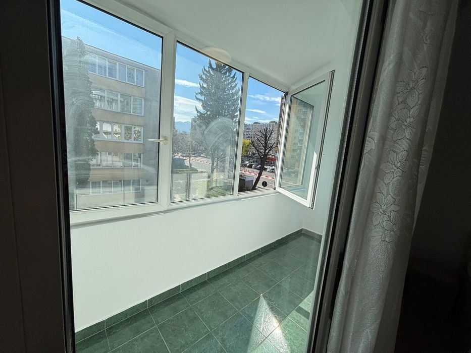 Particular inchiriezi