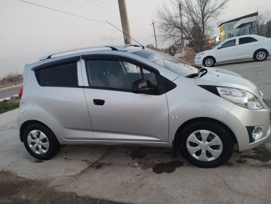 Spark 2012 yangi motor.