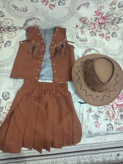 Продам костюм ковбоя