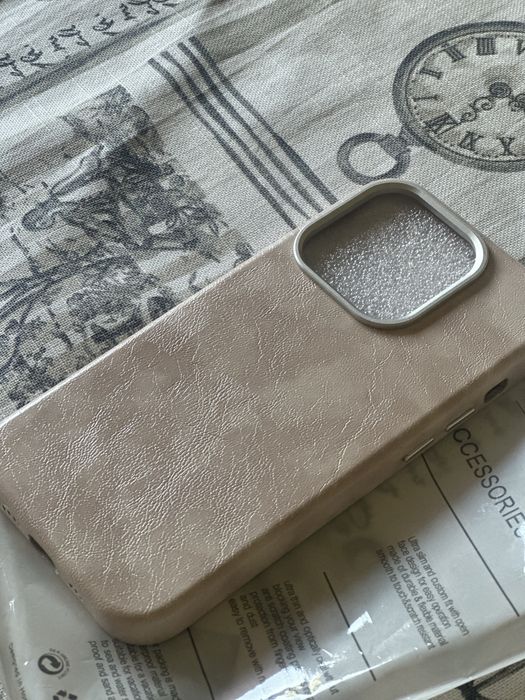 Iphone 14 Pro - кожен кейс