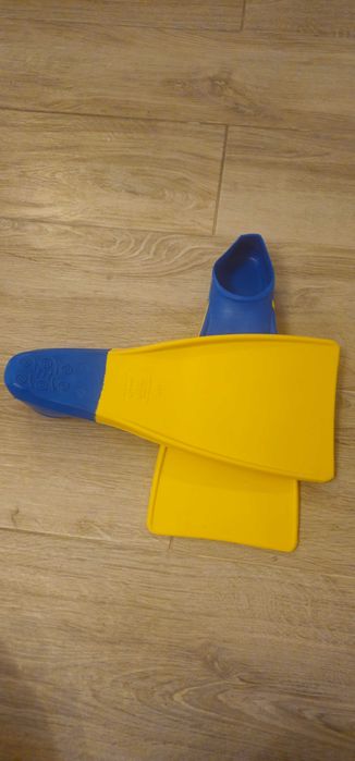 Labe inot Finis Floating 33-35