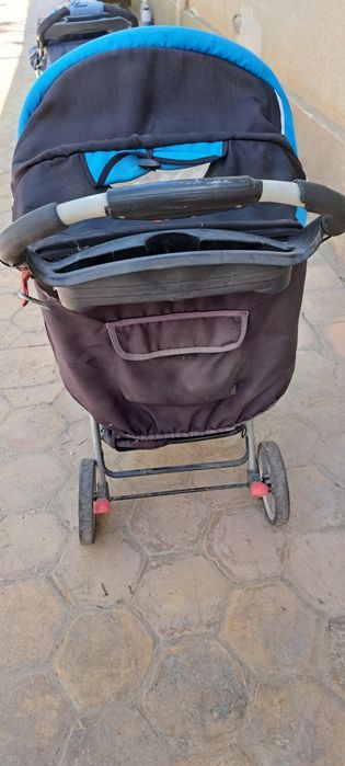 Детская коляска трехколесная.  Удобная в использовании. В рабочем сост