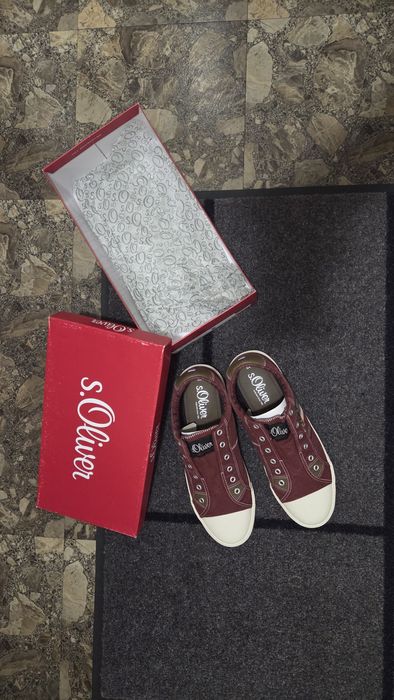 Teniși S Oliver ca noi