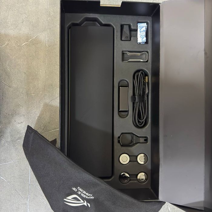 Asus Rog Azoth Extreme