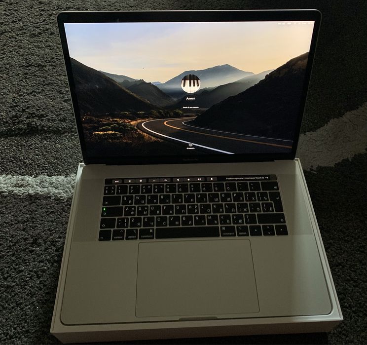 Macbook pro 15 512