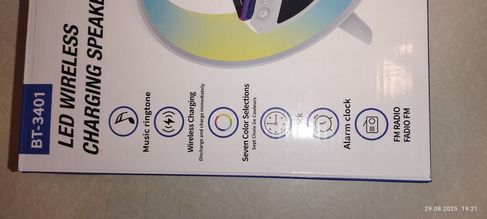 Блутуз колонка, беспроводная зарядка, ночник, часы, будильник