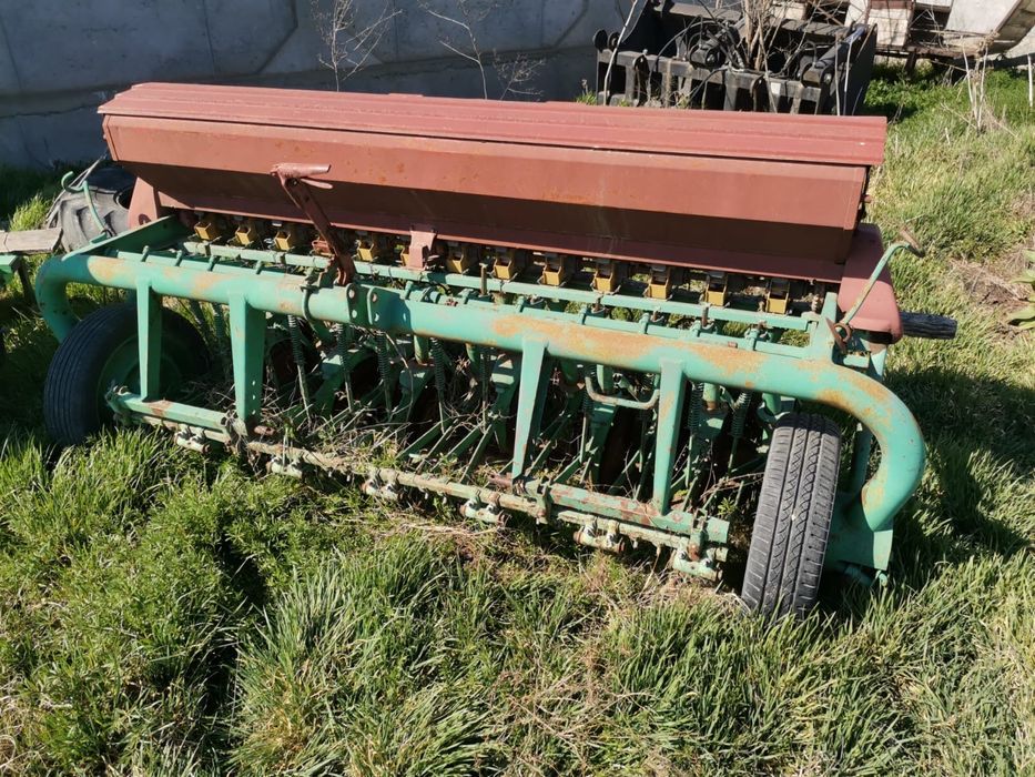 Schimb  semanatori pe lucerna sau oi