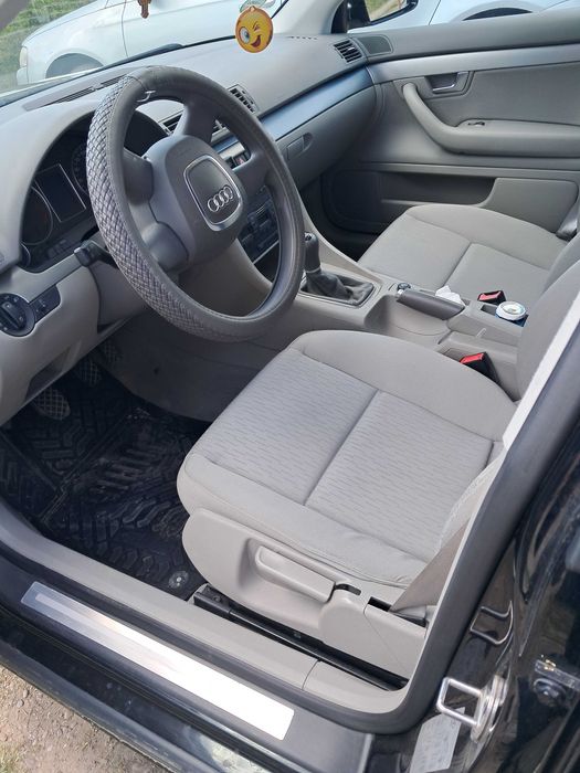 Audi A4 1.6 benzină an 2006