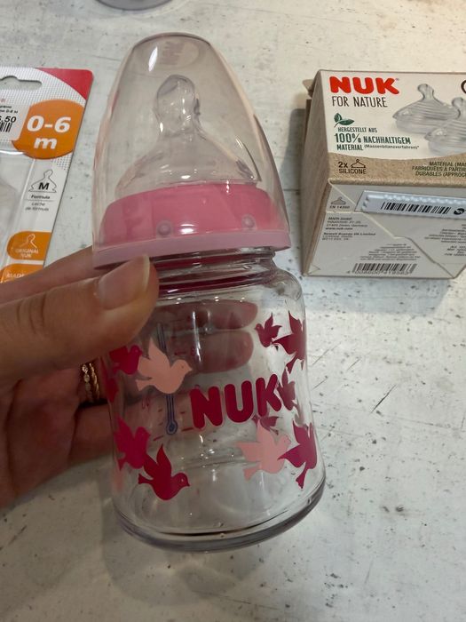 Nuk шишета, залъгалки и биберони