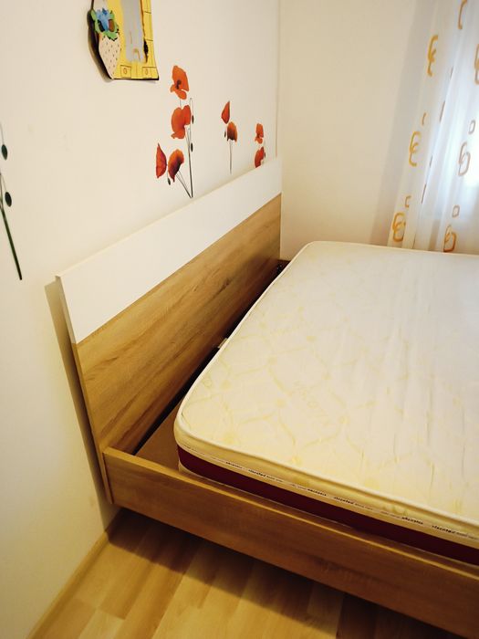 Pat 160/200 cu saltea inclusa