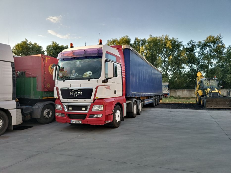 MAN 480 XXL Cap tractor 3 axe și Remorca cu canal