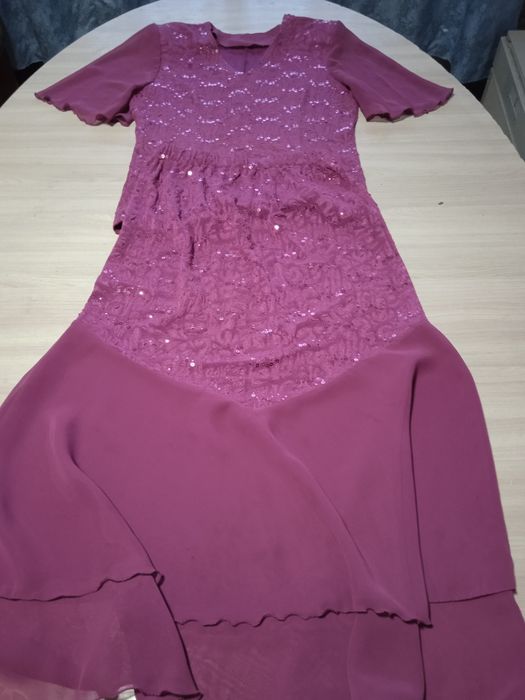 Продам кастем праздничный