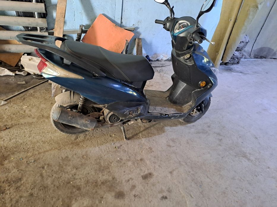 Продам скутер 150куб