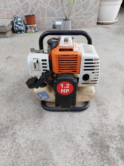 Българска Моторна двутактова Водна Помпа Петров-WLGP10