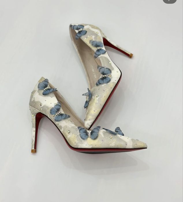 Туфли каблук 3 д бабочками