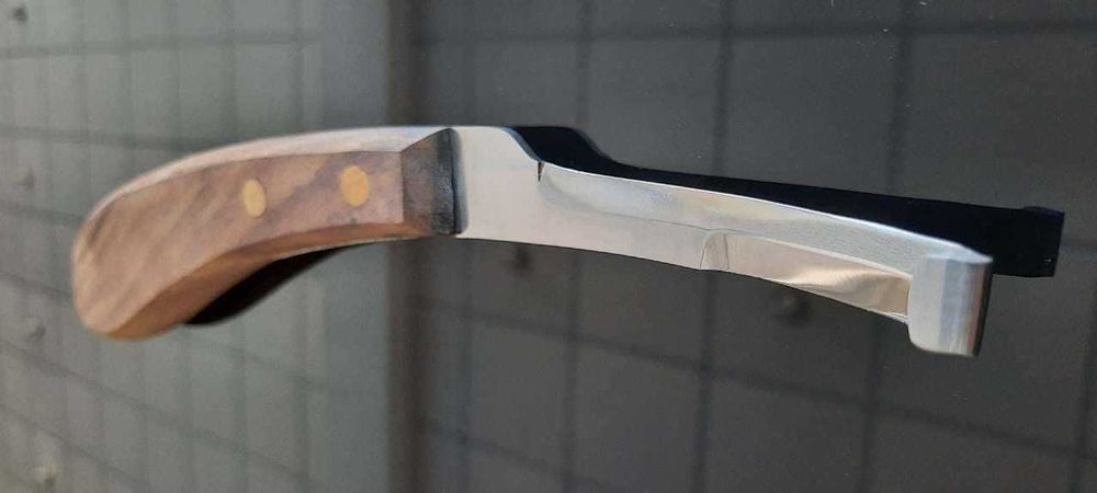 Tuyoq kesish uchun pchoq.Нож для ветеринар