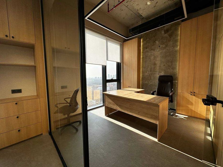 Аренда офиса в бизнес центре Trilliant Tower 2 / 200 и 100 кв.м.