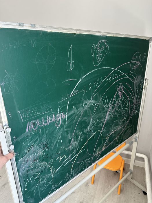 Продаю доску почти новые срочно