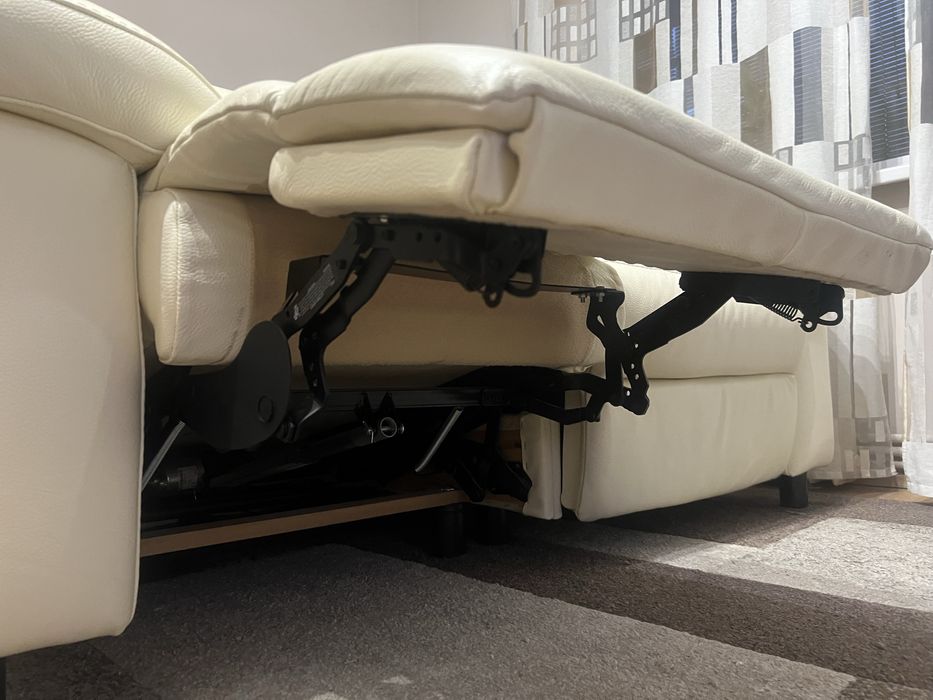 Canapea 2 locuri electrica cu recliner Mobexpert