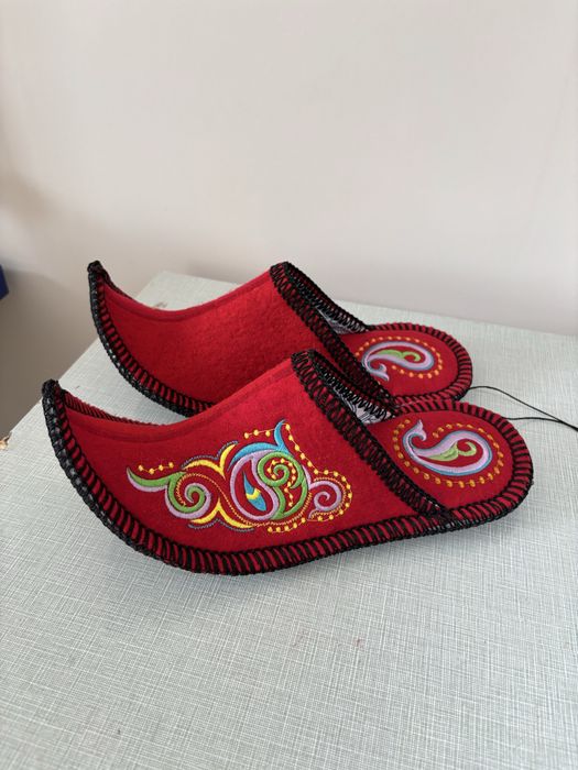 Войлочные тапочки