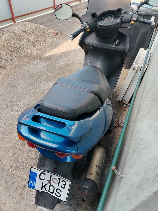 Vând scuter Yamaha de 125 cmc