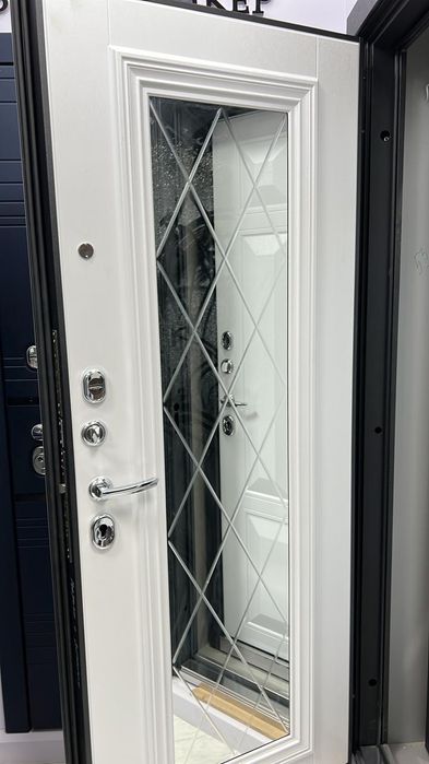 Россия  железный  двери