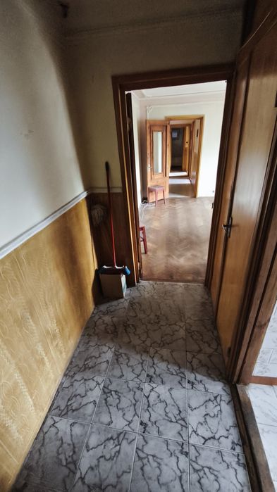 Vând apartament , et.2 in cartier Micro 3