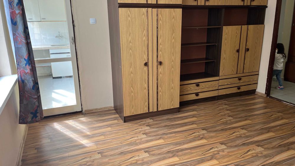 Дава се под наем Двустаен апартамент в Силистра, Изток - 46 кв.м за 137.7 € - Снимка #1