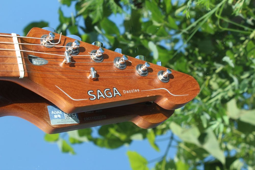 Электрогитара в новом состоянии