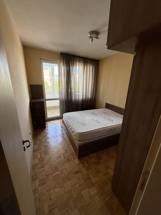 Спалня с два матрака 140х190