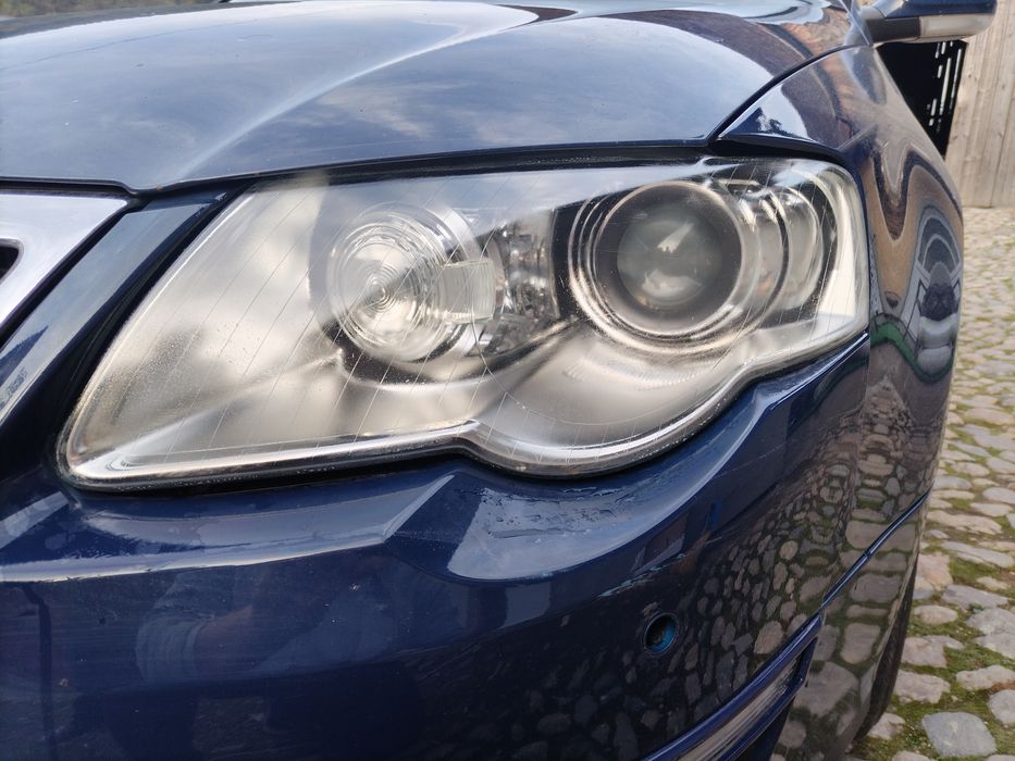 Polisare faruri cu polimer lichid