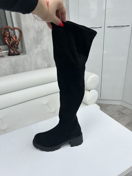 Дамски велурени чизми