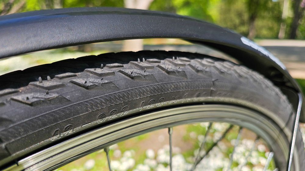 Лек trekking/hybrid велосипед 28” M, почти нов