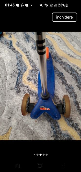 Trotinetă. mini Micro