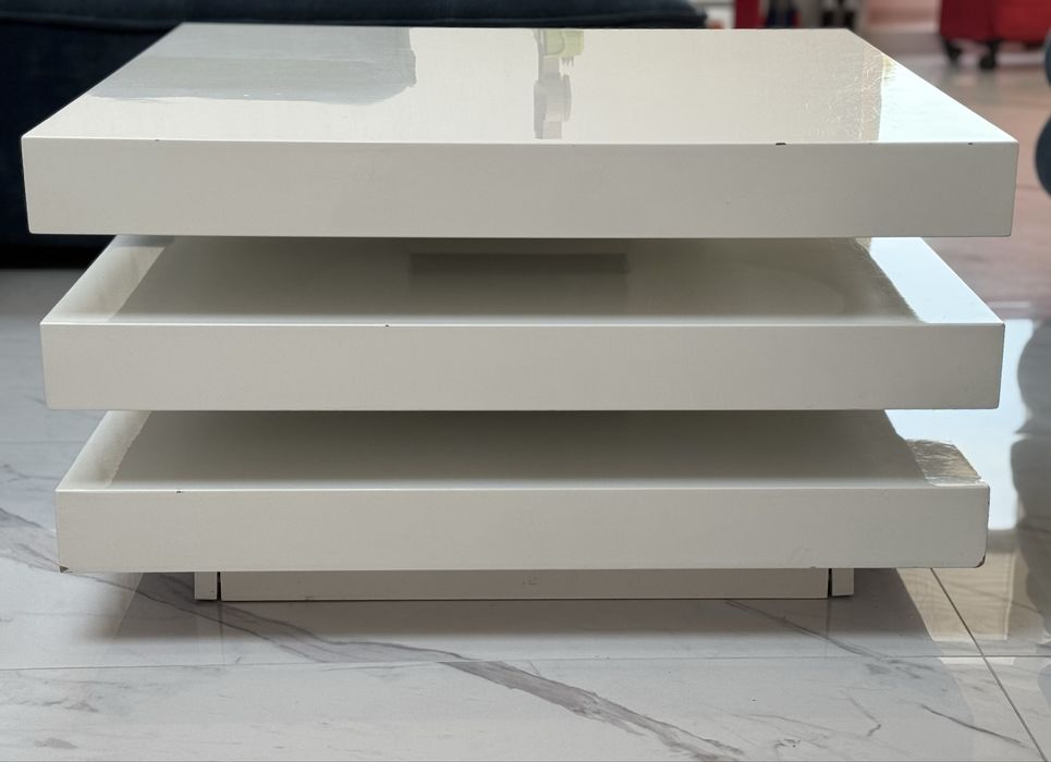 Холна маса BELLA в бяло