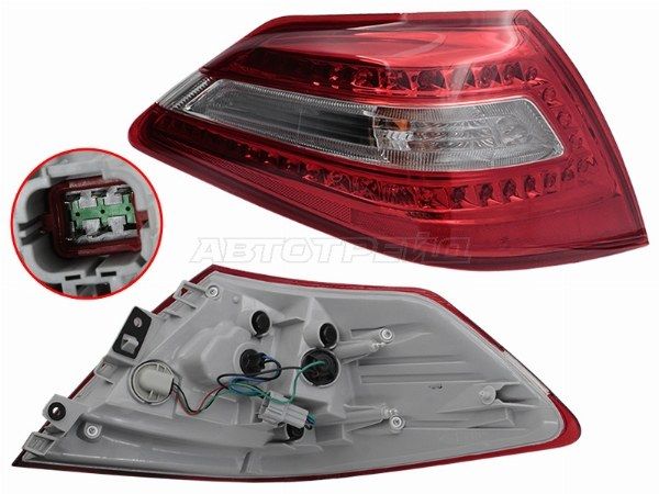 Фонарь задний Nissan Teana