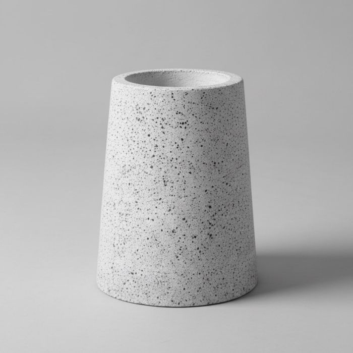 Скамейки и урны уличные