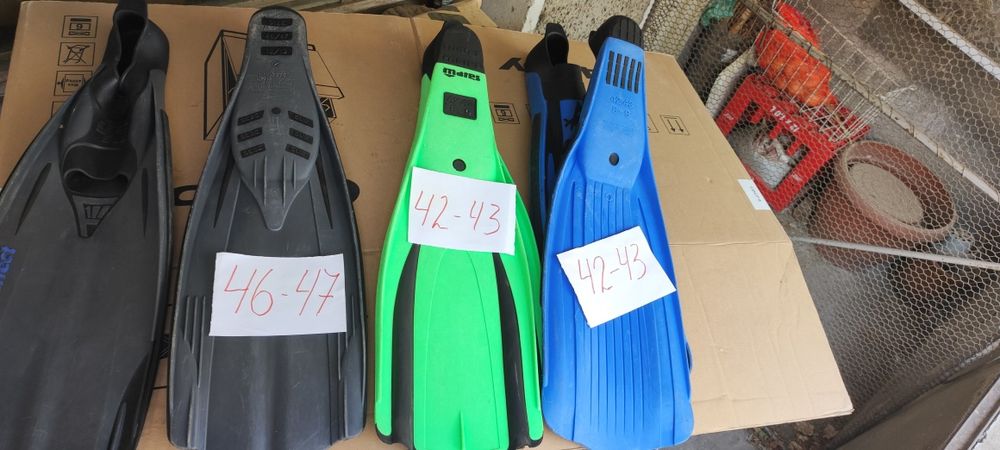 плавници 42.43  46-47 ,маска,шнорхел SEAC SUB , Креси ,Марес ,Бюша Aqu