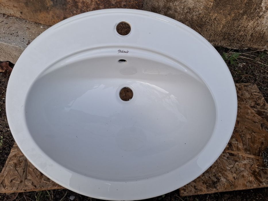 Продавам мивки 2 броя