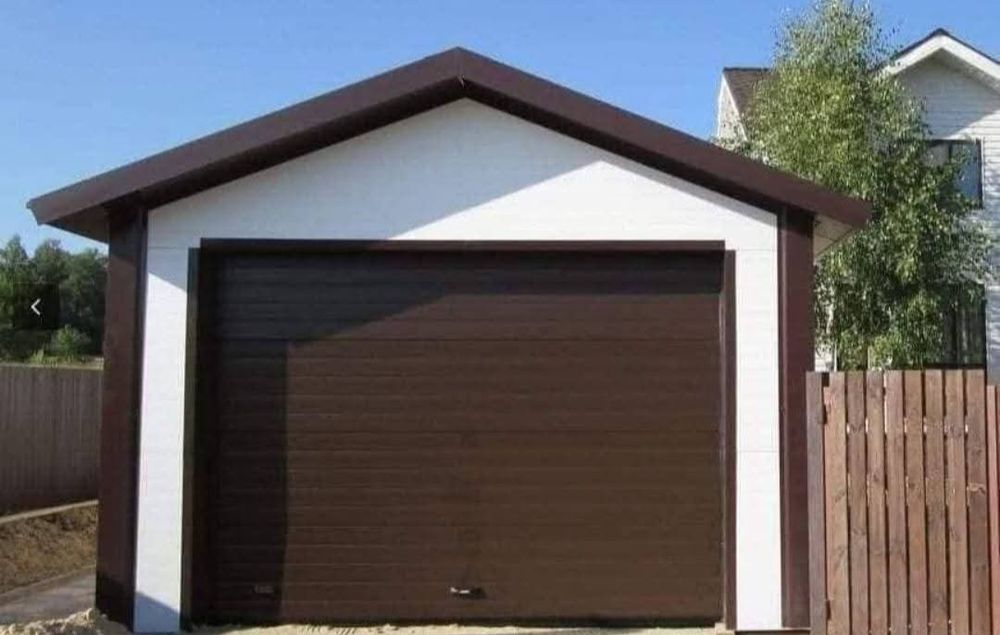 Structuri metalice complete pentru hale, cu lățimi de 5x20x4 m, 6x20x4 m, 8x20x4 m, 10x20x4 m, 12x20x4 m, 14x20x4 m, 16x20x4 m, 18x30x4 m și 20x50x4 m